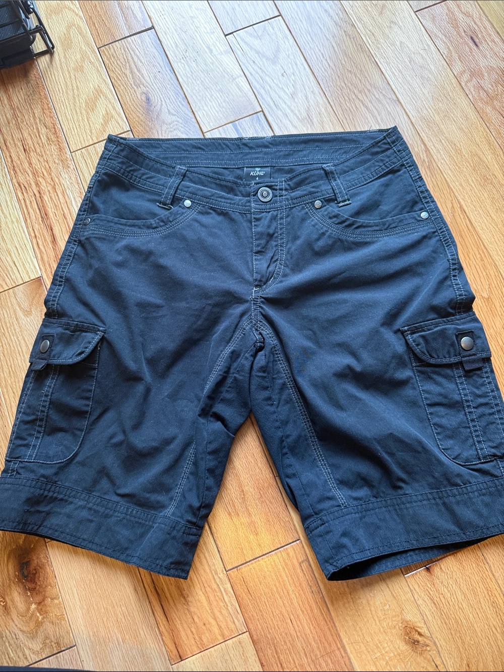 Kuhl - Women’s Black Cargo Shorts with Snap Pockets - Size 4